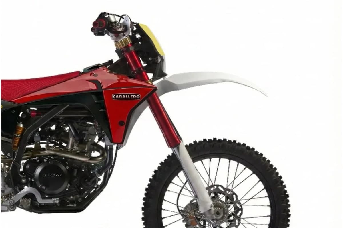 Front-half detail of the Fantic TL250 Caballero showing the red FRS 43mm fork, front mask and tank graphics