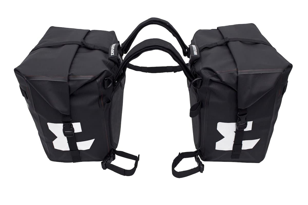 Monsoon 3 pair from the outside face, joined by carry handles