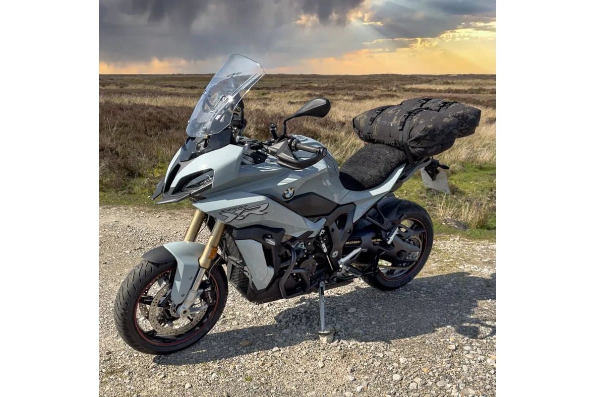 Rollpack 40 in camo on the tail of a sport tourer