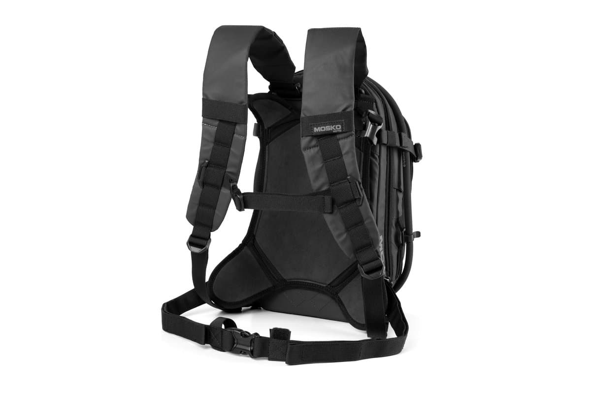 Nomax V3.0 with backpack straps deployed