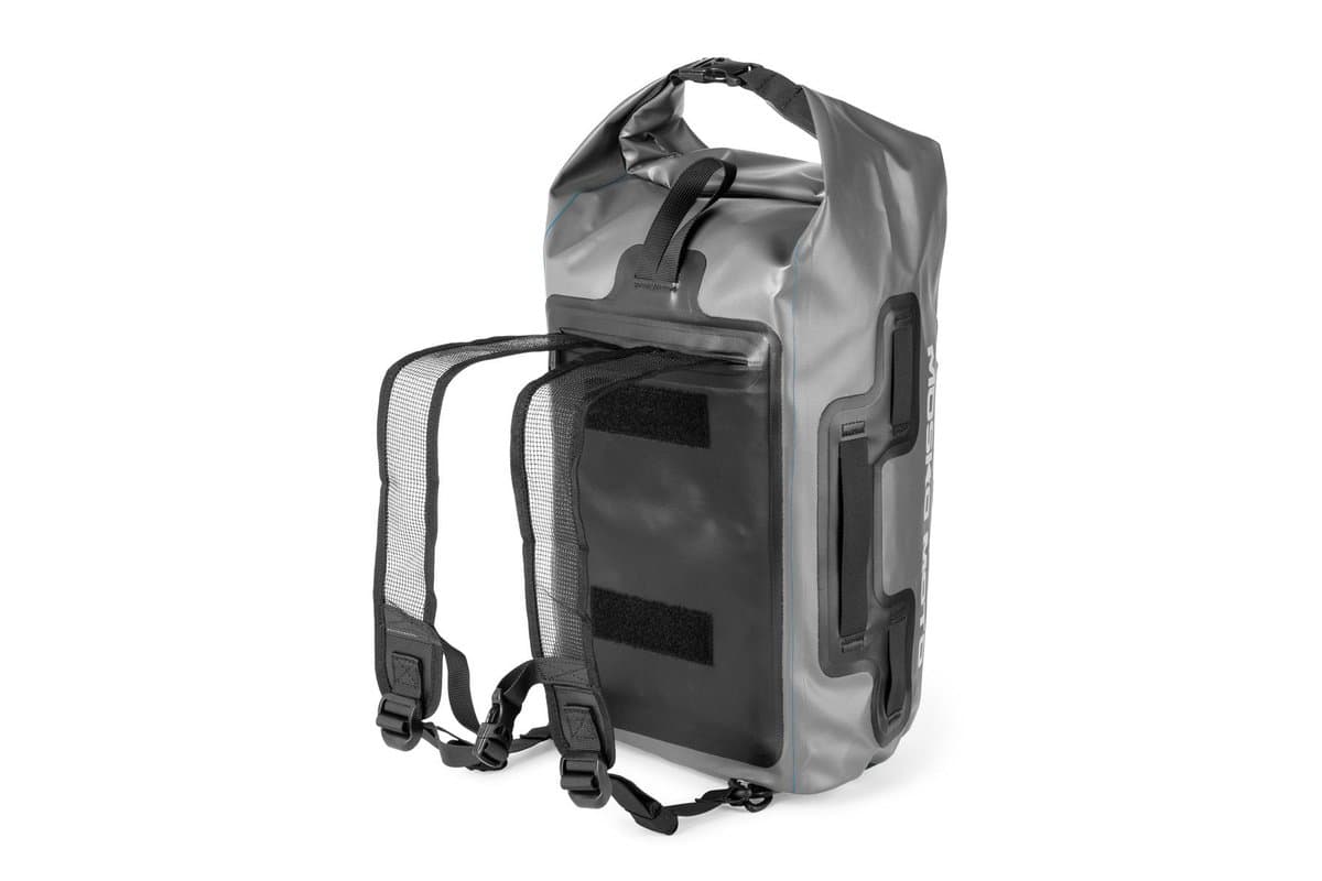 Stinger 22L with its stashable backpack straps deployed
