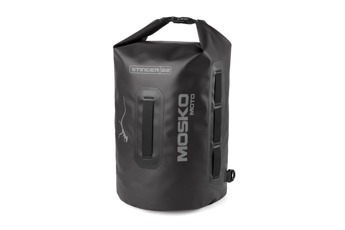 Mosko Moto Stinger 22L Tailbag in Triple Black, studio shot