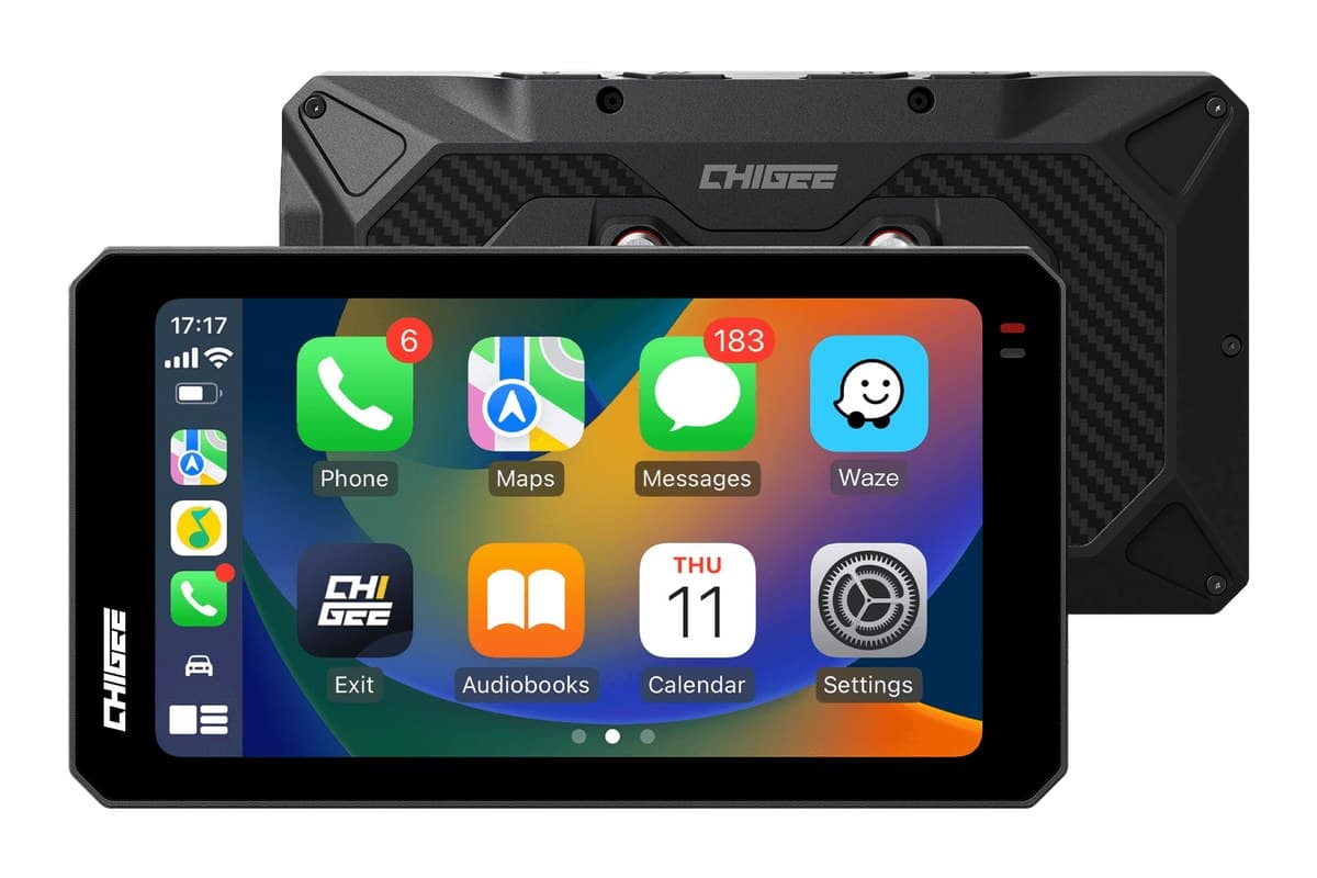 Chigee AIO-6 Max 6-inch display, front and back, showing the CarPlay home screen