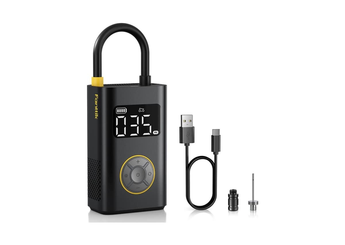 Fanttik X9 Pro inflator with digital display and hose handle, beside its USB cable and adapters