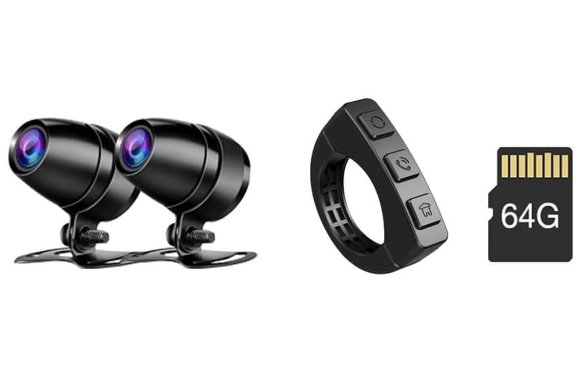 The W712D's included front and rear bullet cameras, handlebar button controller and 64 GB microSD card