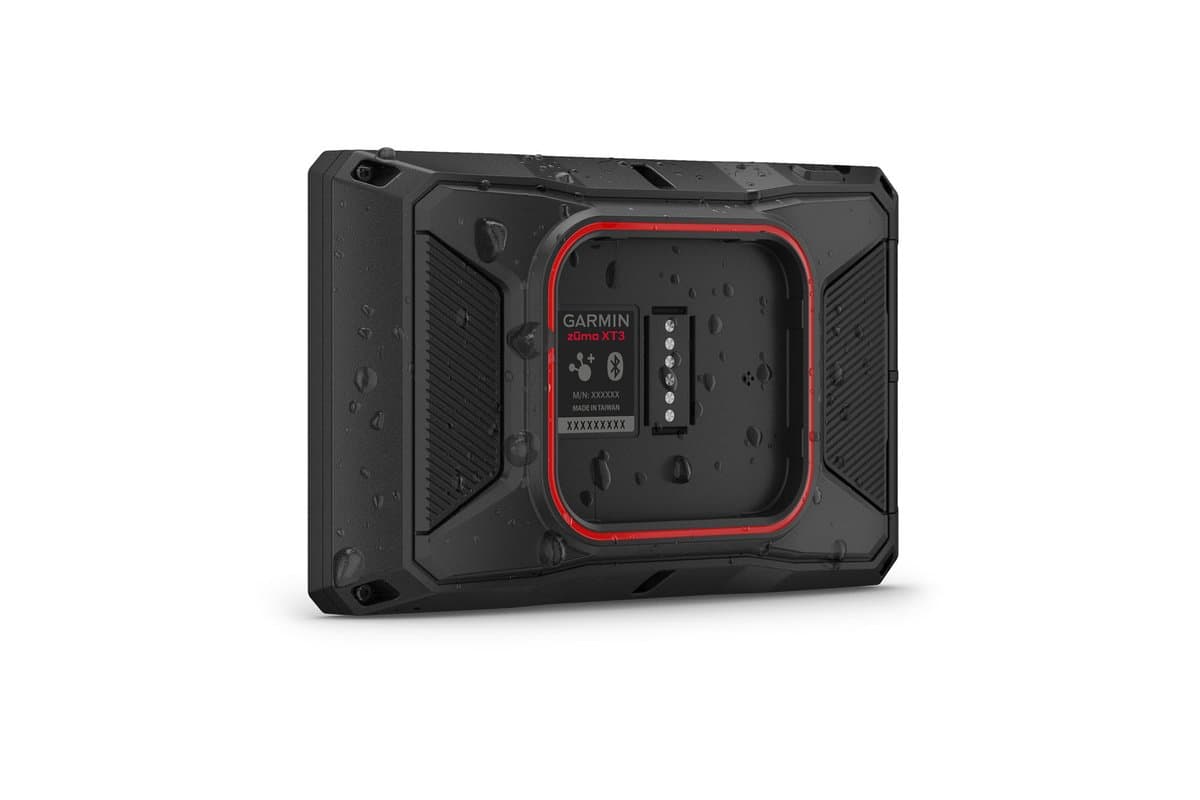 Back of the Garmin zumo XT3 4.7-inch showing the mount contacts