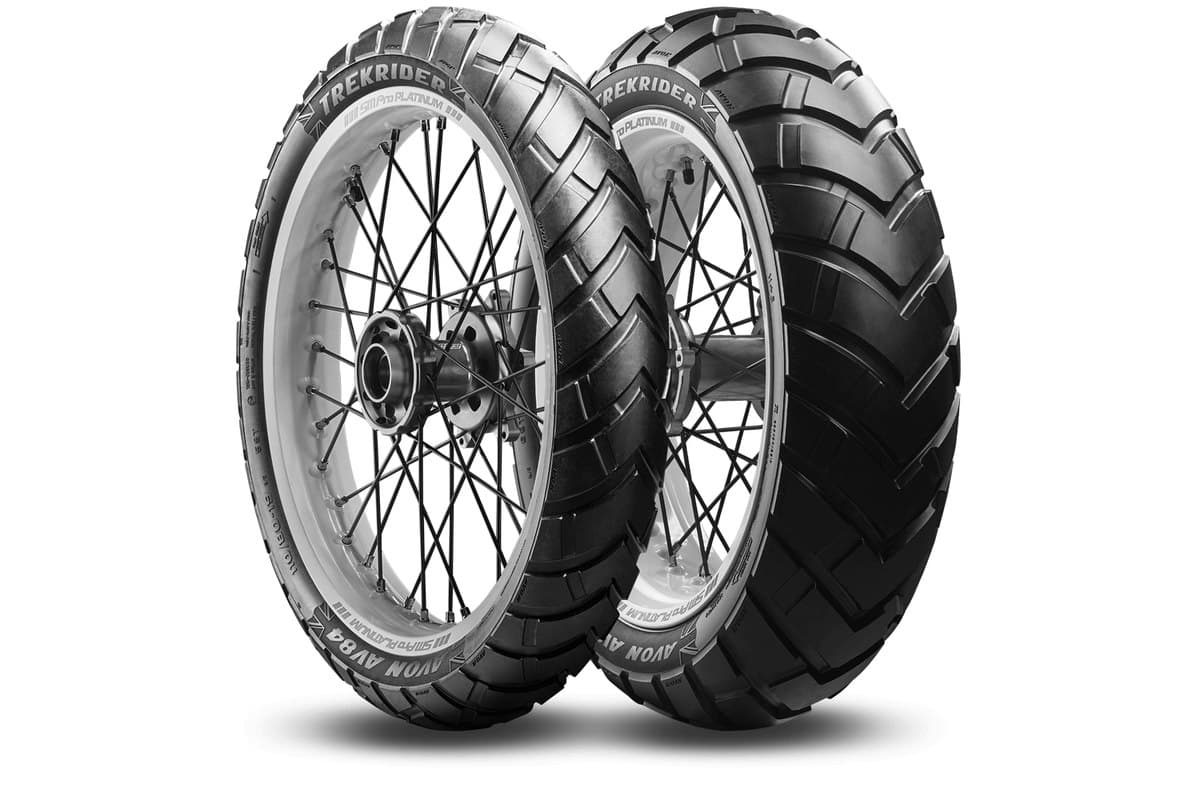 Avon TrekRider AV84/AV85: the front and rear pair mounted on black spoked wheels, angled three-quarter view on white