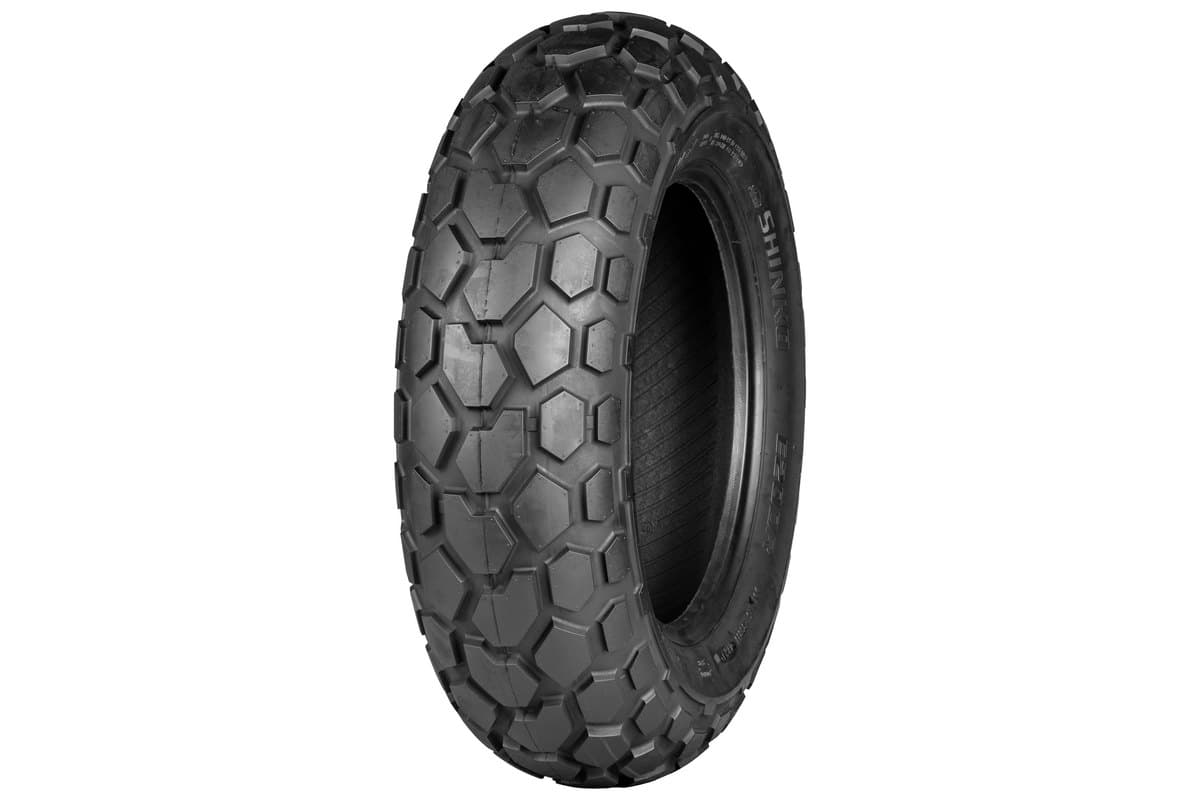 Shinko E200 Series: rear tire, same angle, notably wider with the plates spread over a broad flat crown