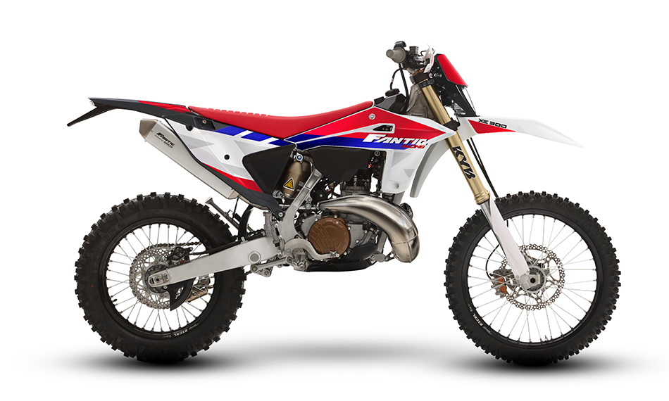2027 Fantic XE 300 enduro motorcycle in red, white and blue, right-side studio profile showing the KYB gold fork, expansion chamber and spoked wheels