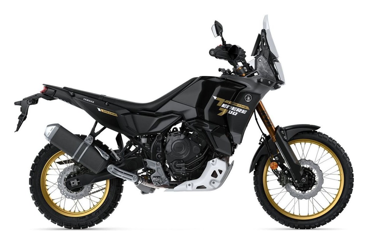 2026 Yamaha Ténéré 700 World Raid in white, black and red, right-side studio profile showing tall windscreen, spoked wheels and dual exhaust
